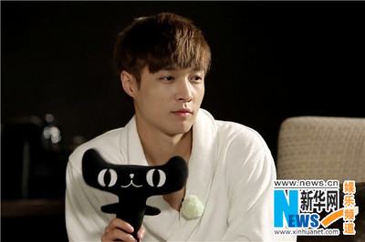 极限男人帮室内畅谈儿时英雄梦 温馨互动引回忆杀